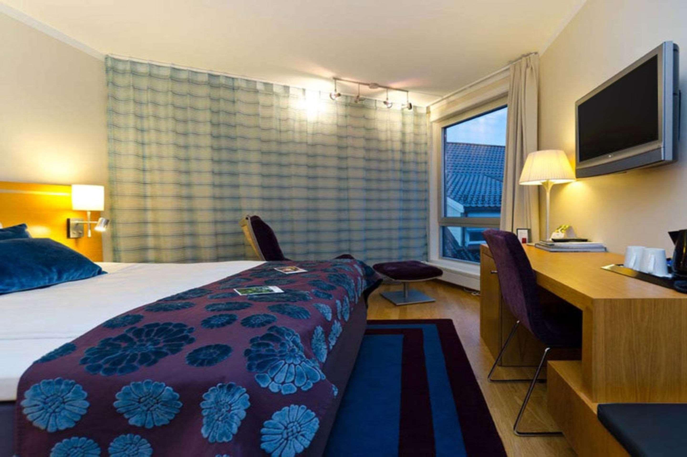 Clarion Hotel Tyholmen Arendal Bagian luar foto