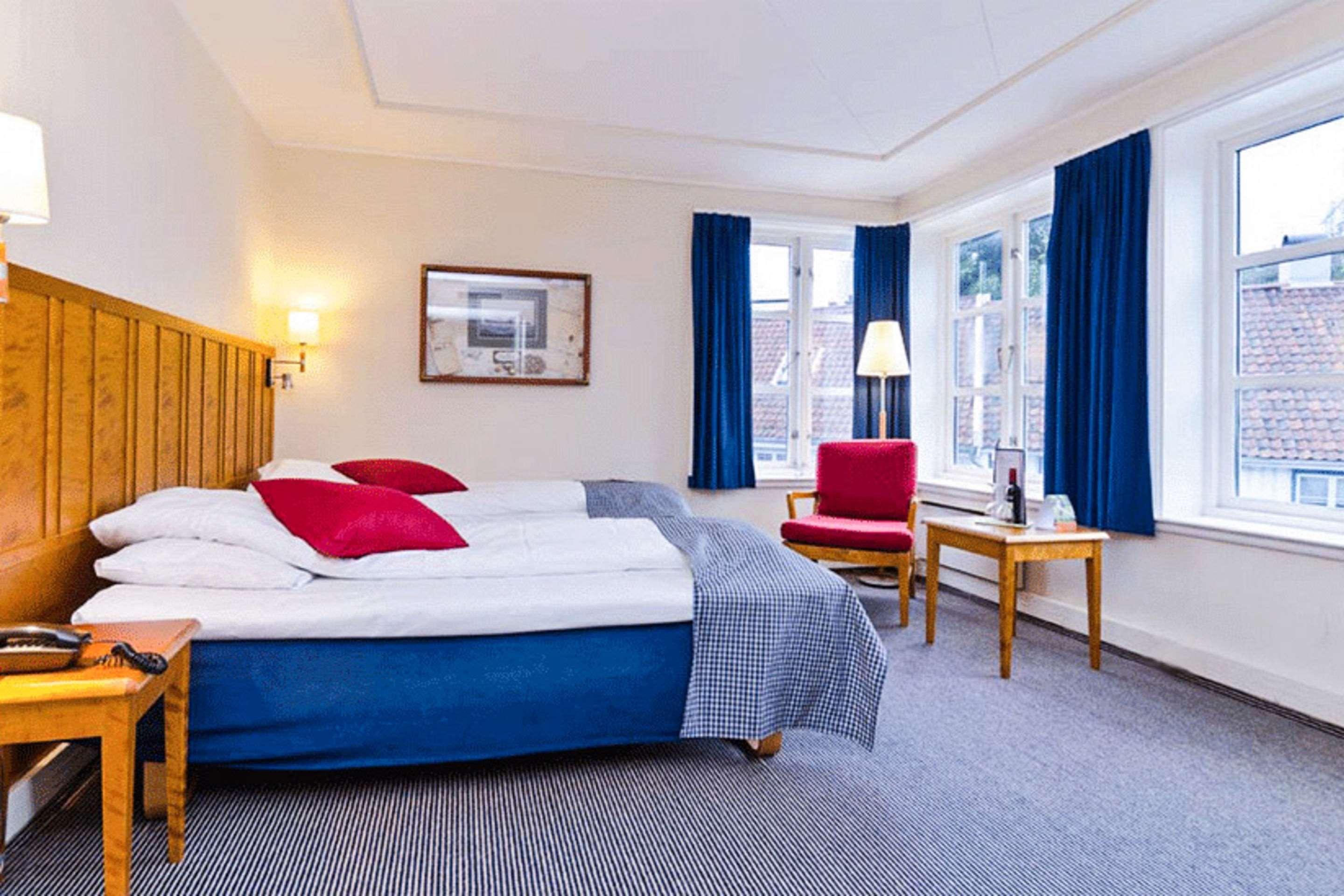 Clarion Hotel Tyholmen Arendal Bagian luar foto