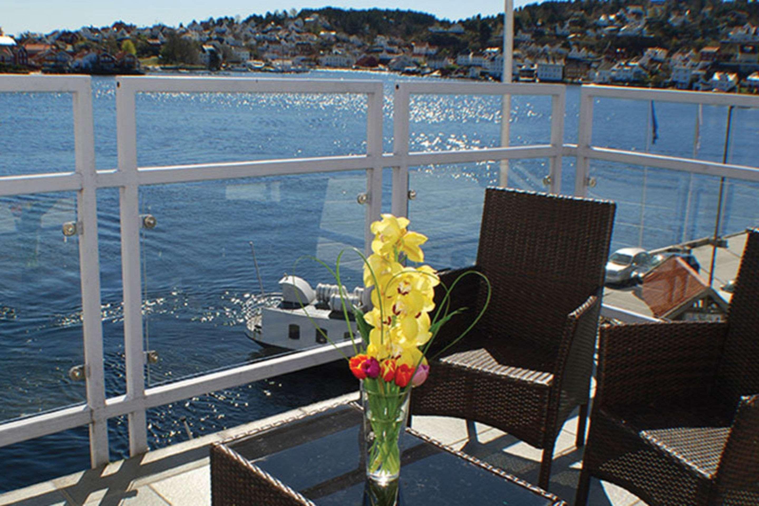 Clarion Hotel Tyholmen Arendal Bagian luar foto