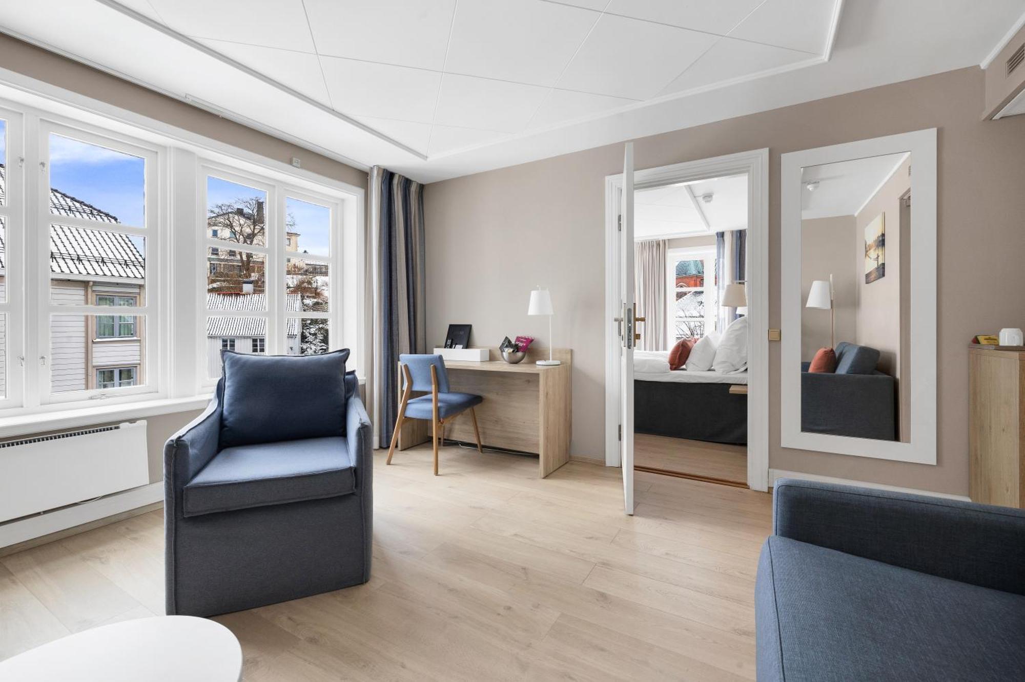 Clarion Hotel Tyholmen Arendal Bagian luar foto