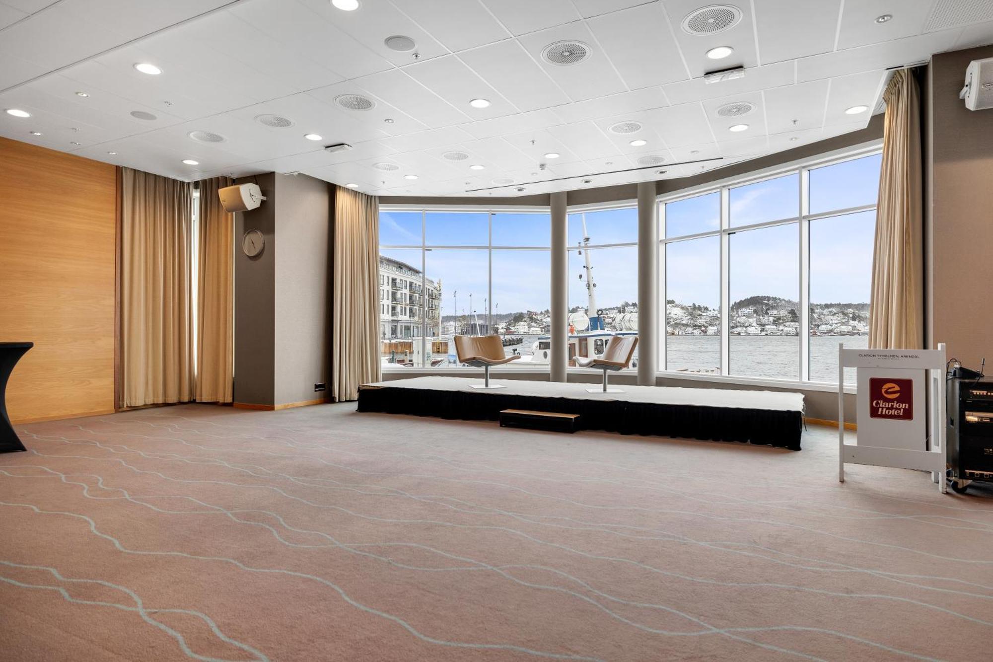 Clarion Hotel Tyholmen Arendal Bagian luar foto