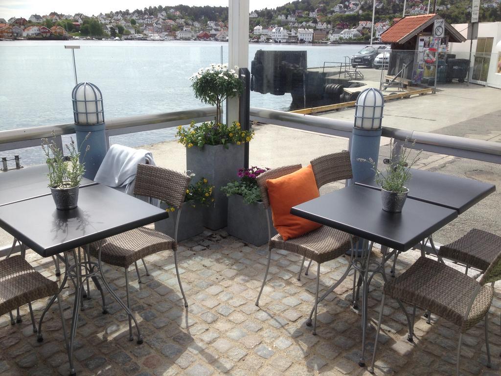 Clarion Hotel Tyholmen Arendal Bagian luar foto